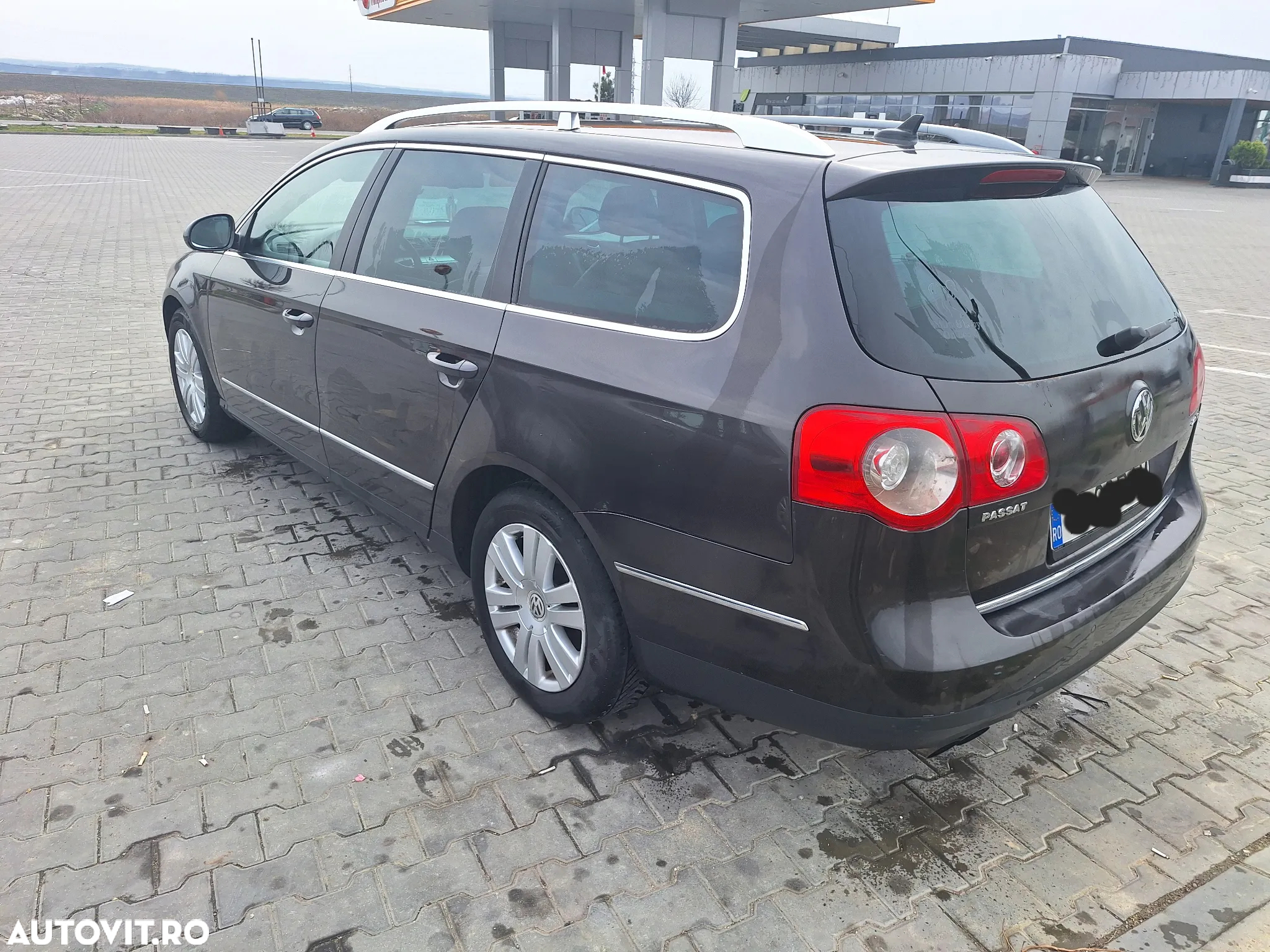 Volkswagen Passat Variant 2.0 Blue TDI SCR Comfortline - 5