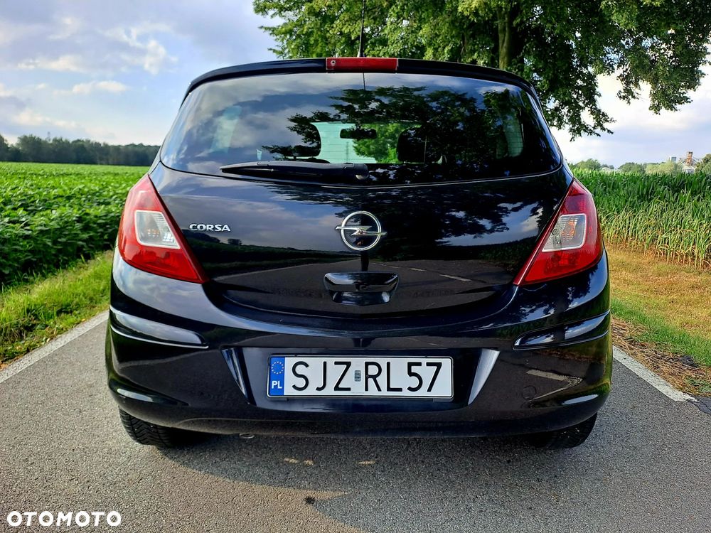 Opel Corsa 1.4 16V Edition 150 - 8