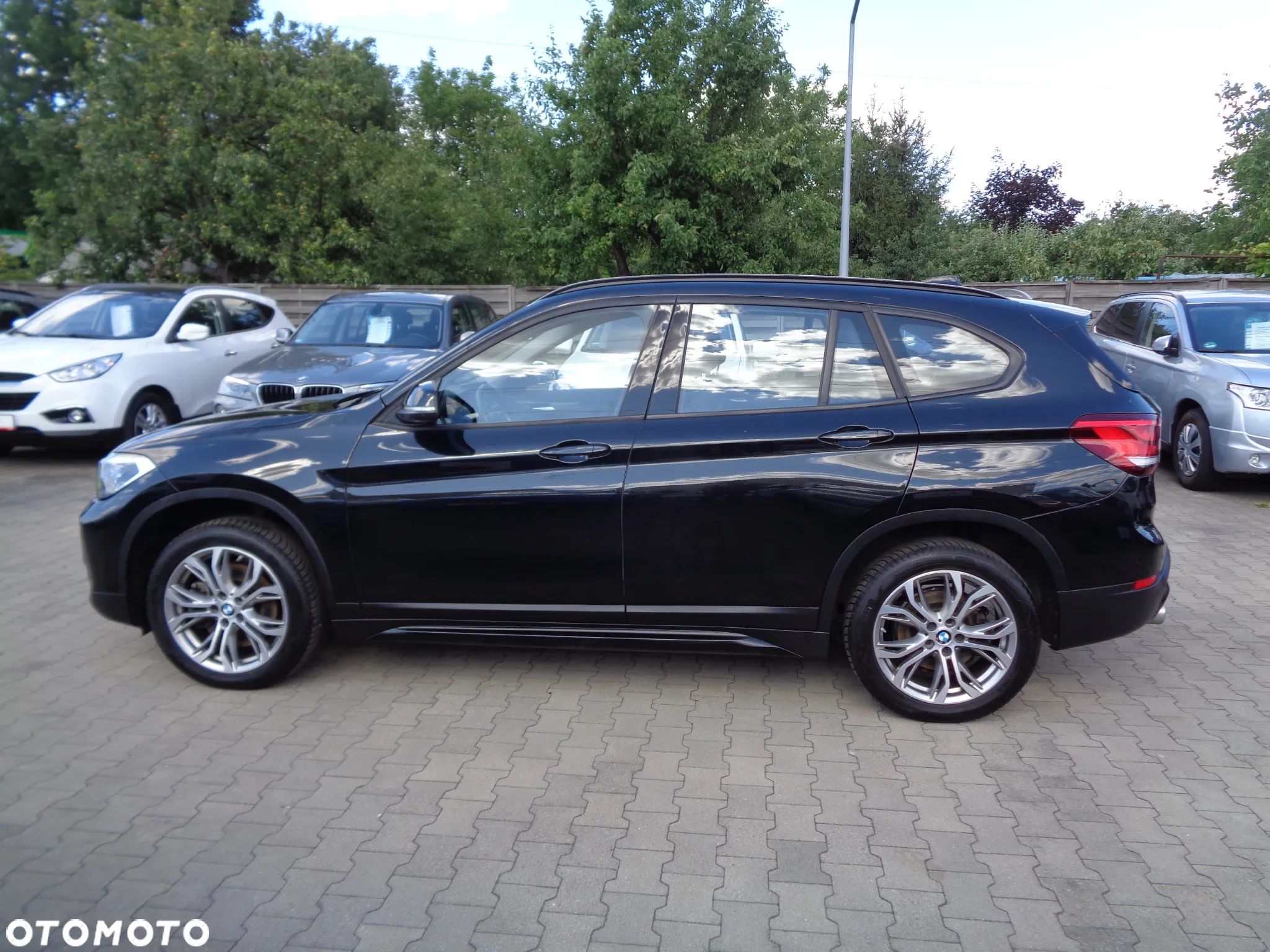 BMW X1 - 1