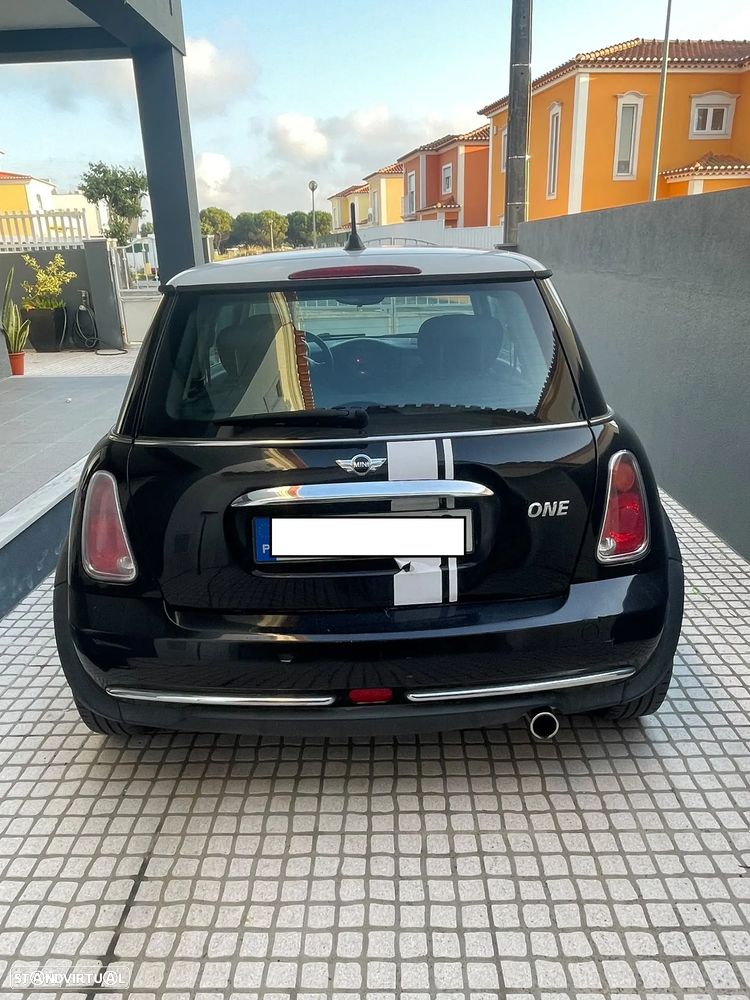 Mini Coupé 2005 photo 2