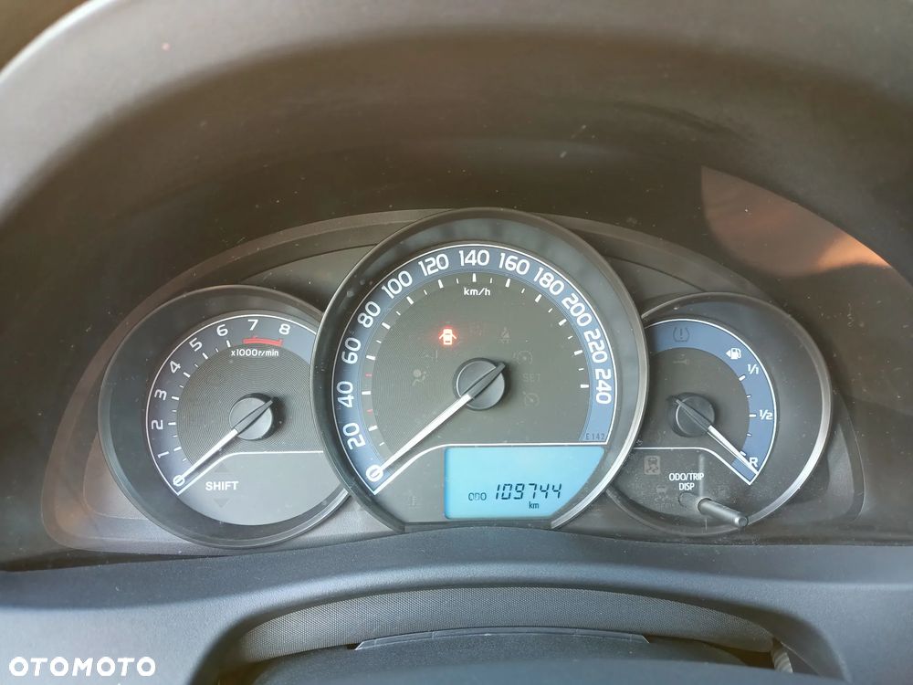 Toyota Auris 1.6 Classic Plus - 7
