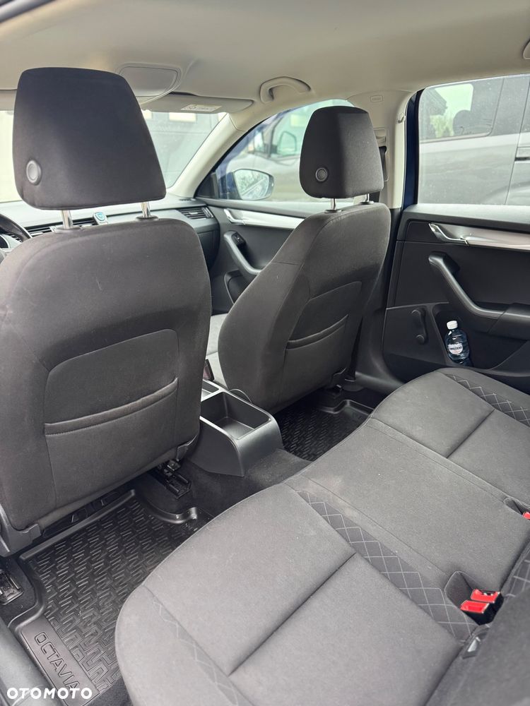 Skoda Octavia 1.6 TDI Ambition - 8