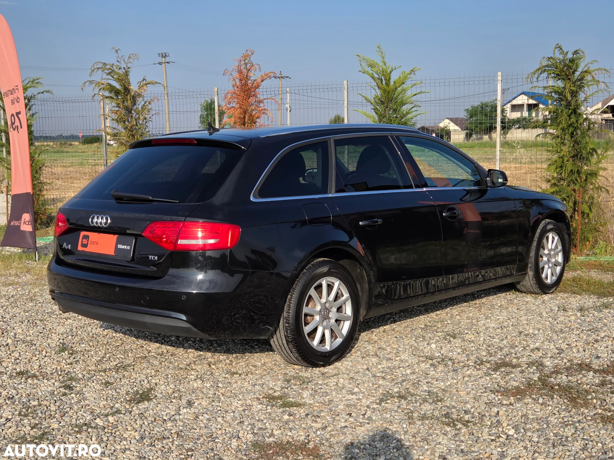 Audi A4 - 4
