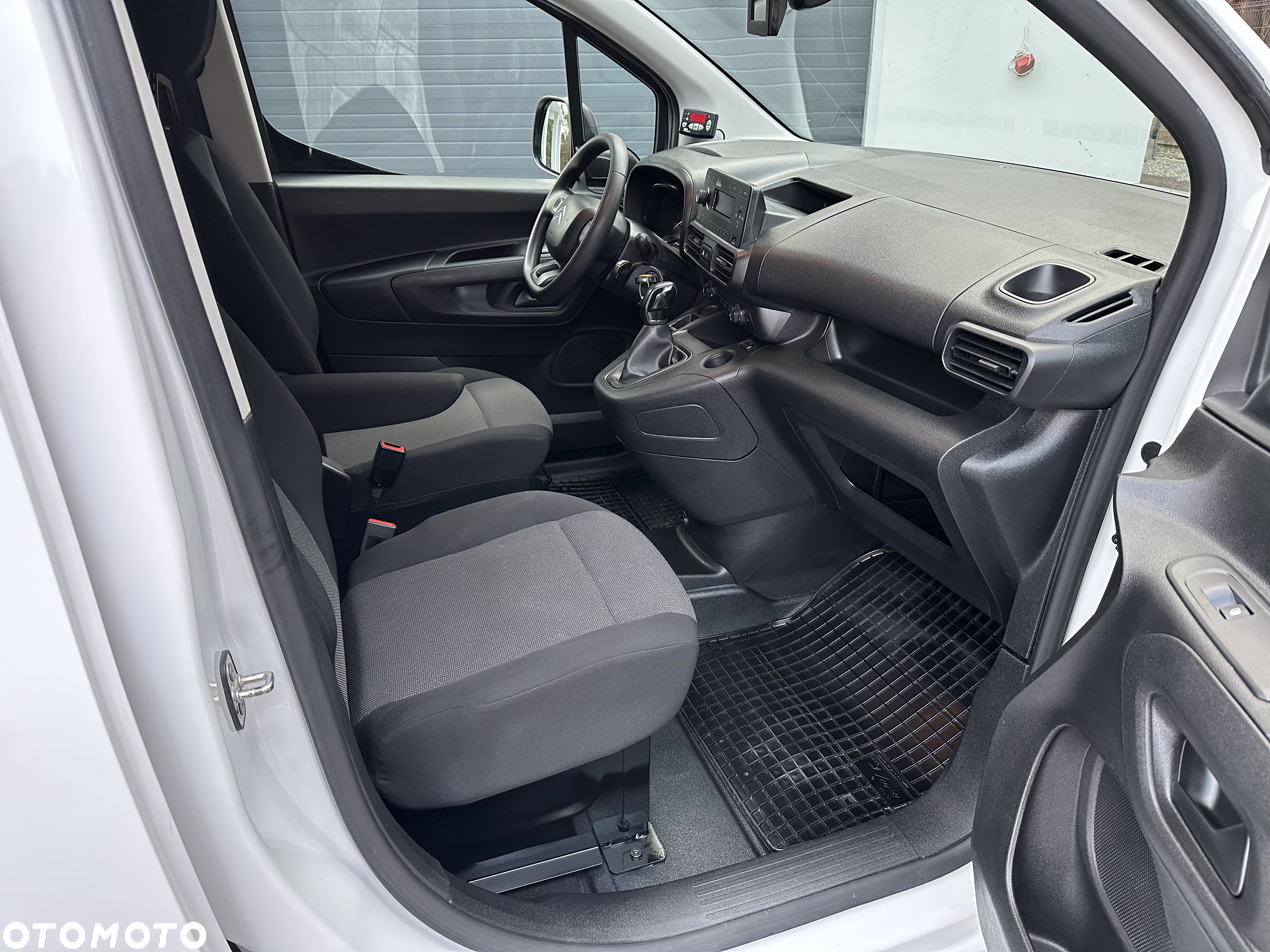 Citroën Berlingo Chłodnia/ Mroźnia Carrier Neos 100 / Salon PL / Bogate wyposażenie / Serwisowany / FV23% - 26