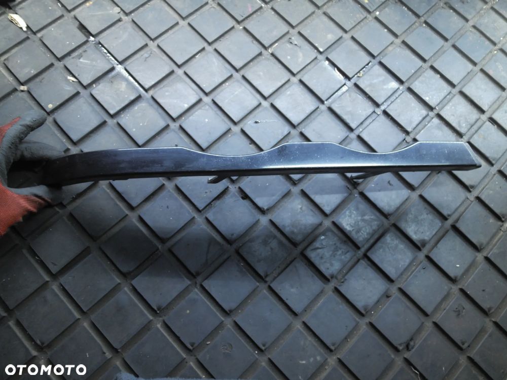 BMW E46 LISTWA PODREFLEKTOROWA PRAWA CZARNA 51138208482 - 1