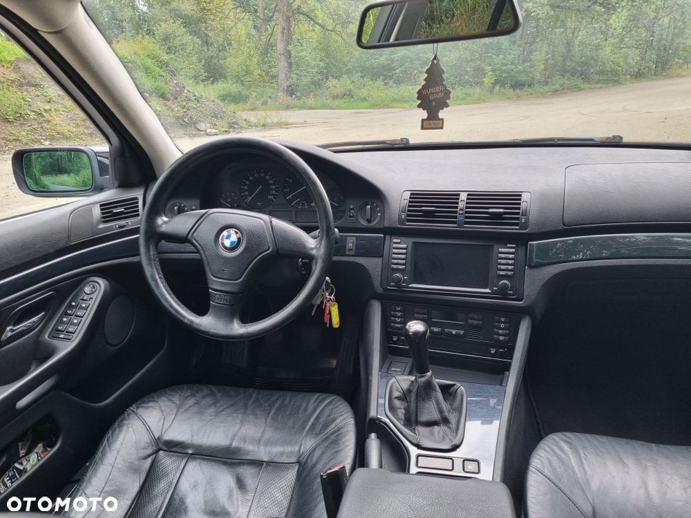 BMW Seria 5 - 8