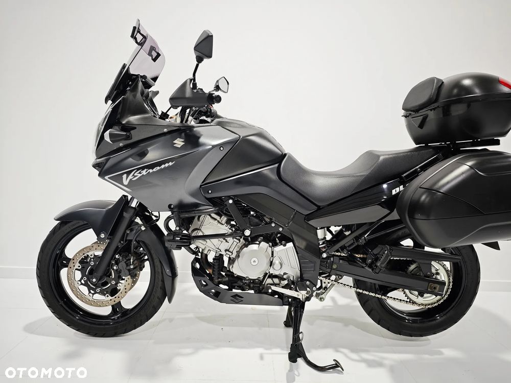 Suzuki V-STROM - 12