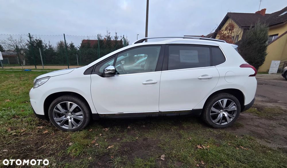 Peugeot 2008 PureTech 110 Stop&Start EAT6 Allure - 3