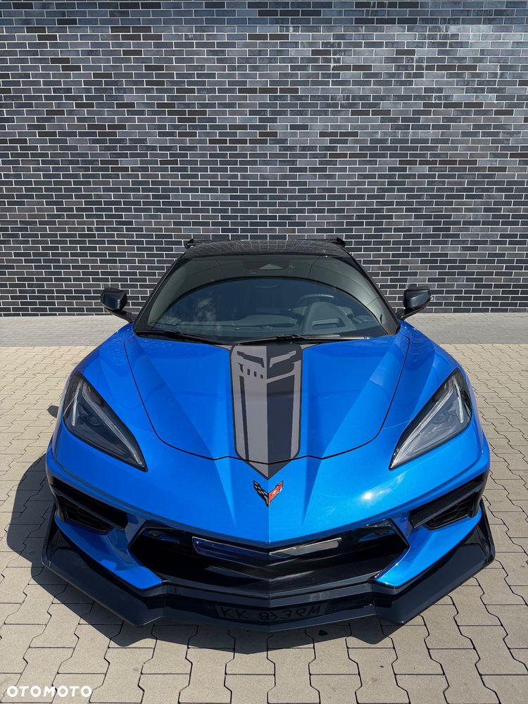 Chevrolet Corvette - 9