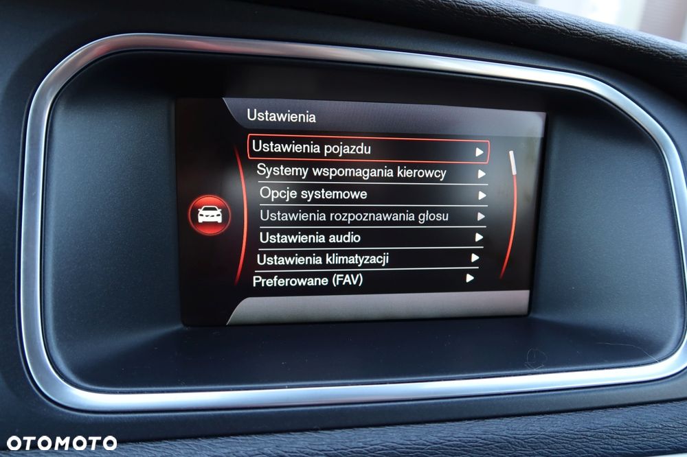 Volvo V40 D3 Momentum - 10