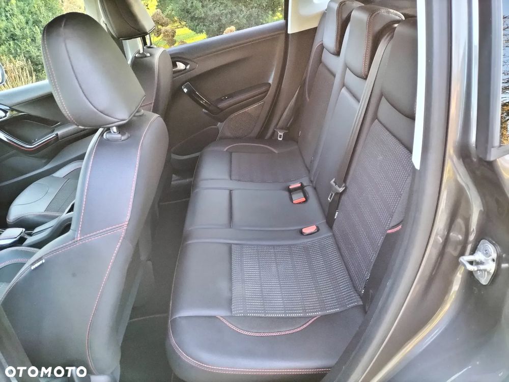 Peugeot 2008 PureTech 110 Stop&Start GT-Line Edition - 22