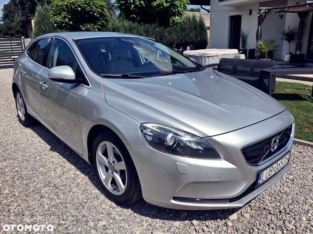 Volvo V40 D2 Summum - 1