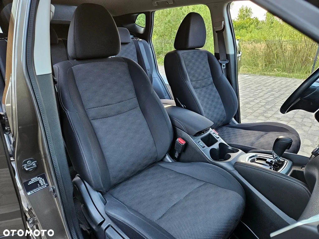 Nissan Qashqai - 12