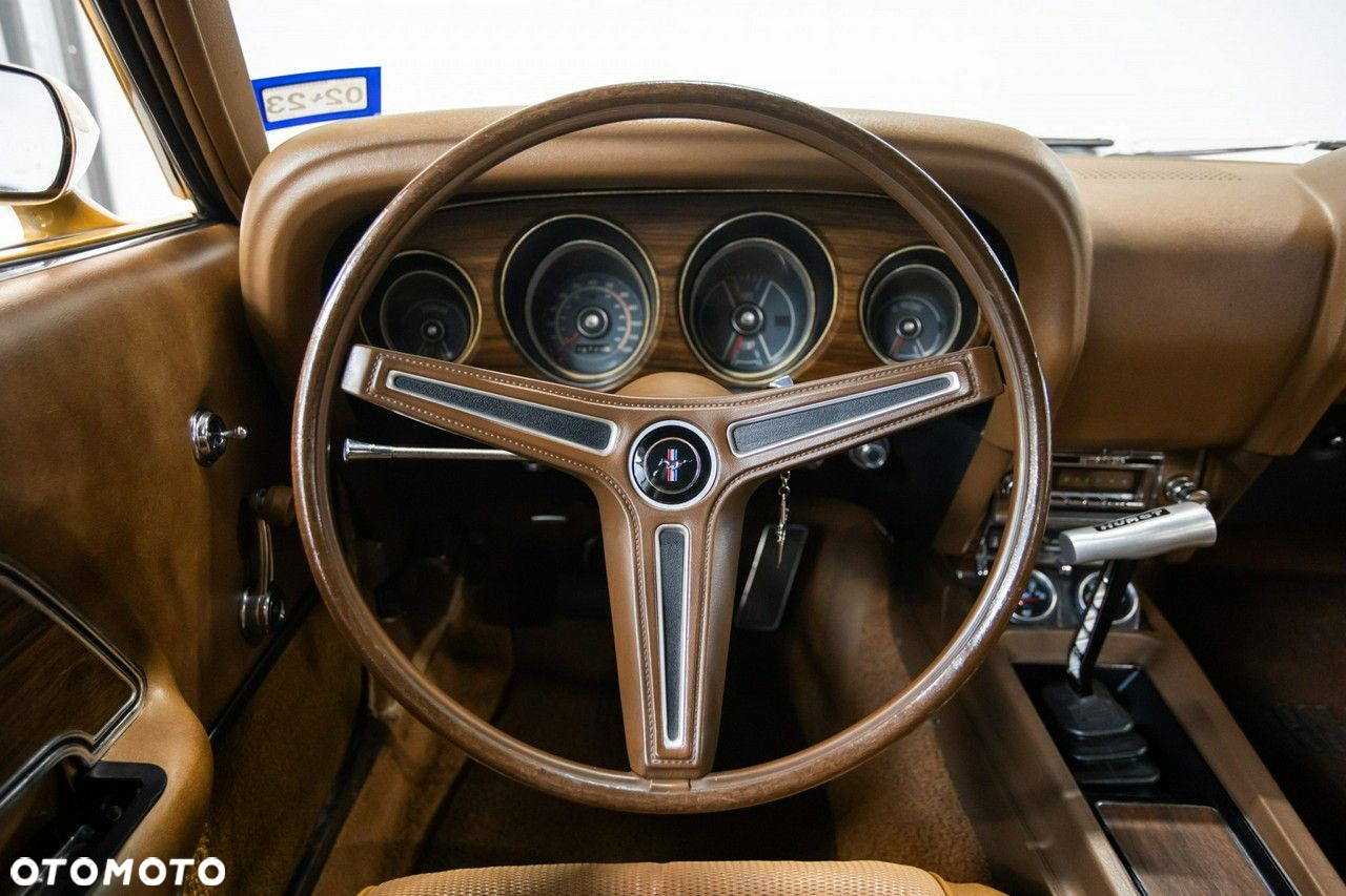 Ford Mustang - 27