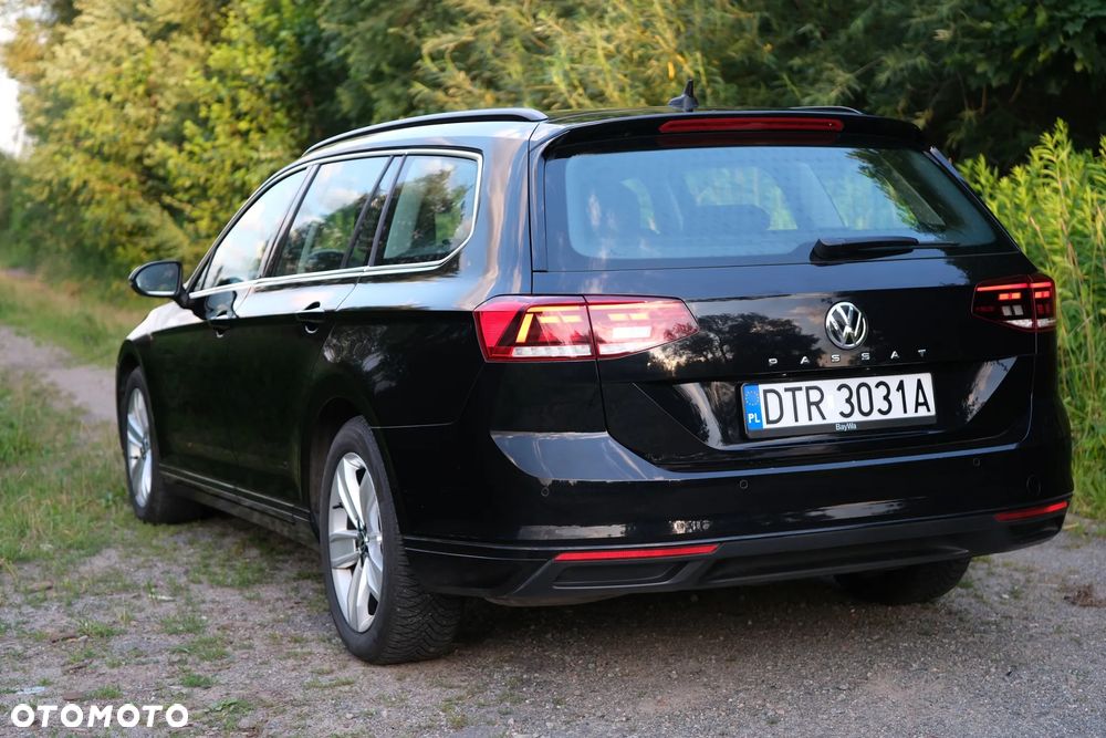 Volkswagen Passat 2.0 TDI Business DSG - 11