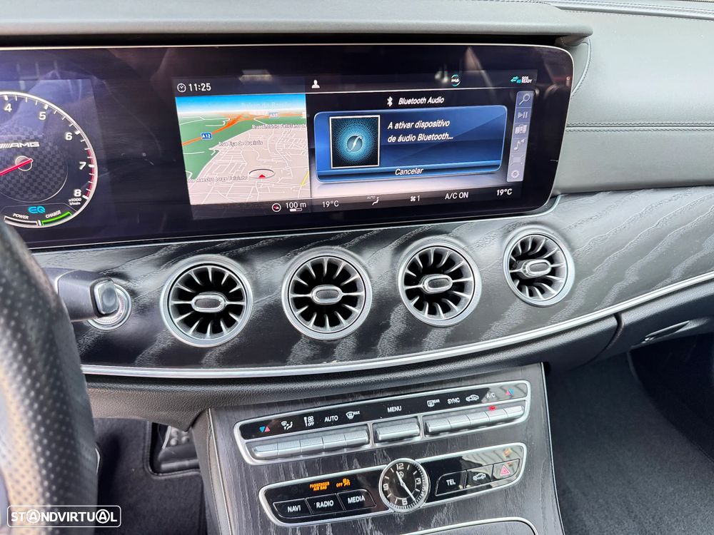 Mercedes-Benz E 53 AMG 4Matic+ - 32