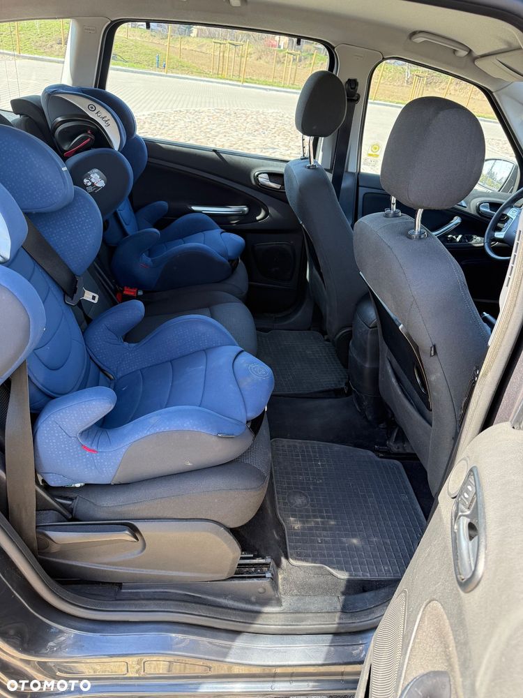 Ford S-Max 2.0 Titanium - 9