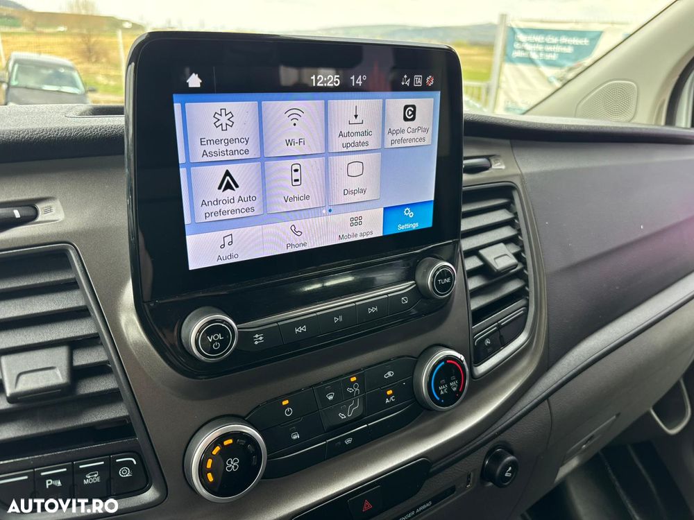 Ford TRANSIT CUSTOM - 21