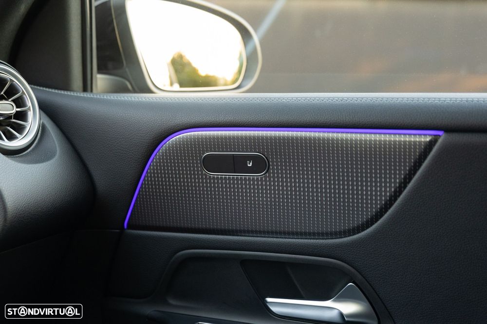 Mercedes-Benz EQB 300 4Matic AMG Line - 47