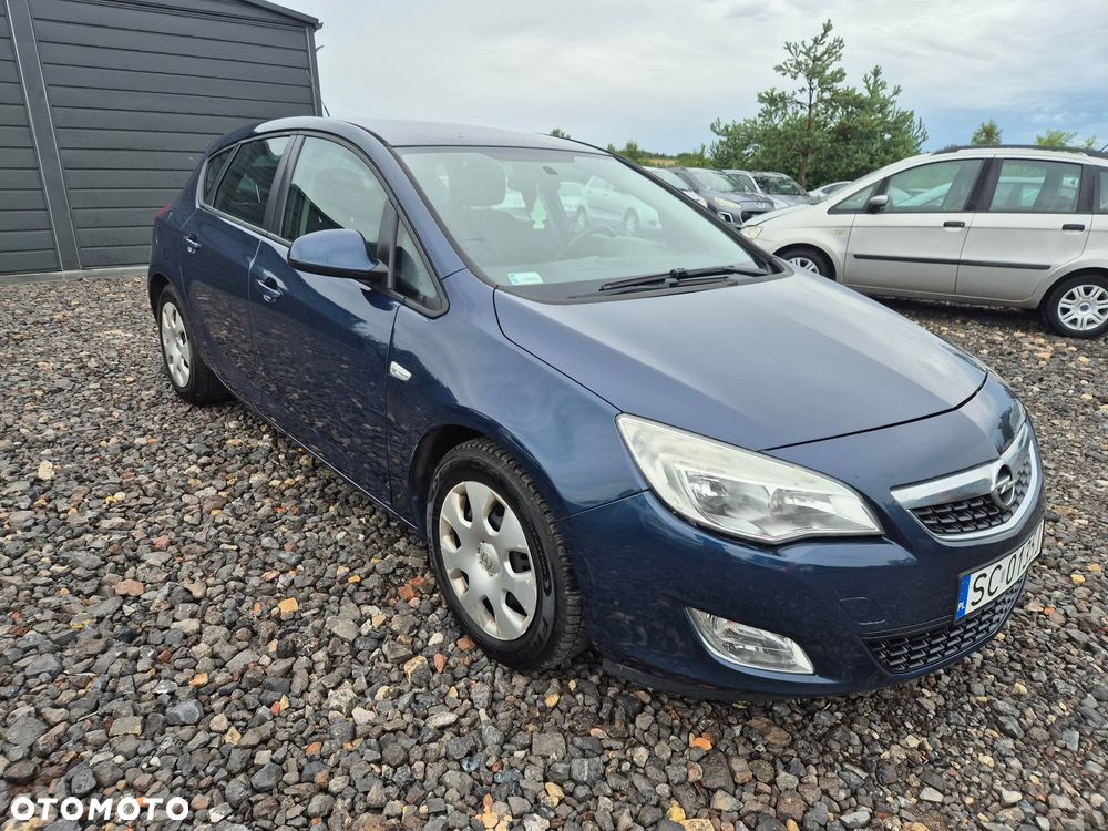 Opel Astra 1.6 Essentia - 6