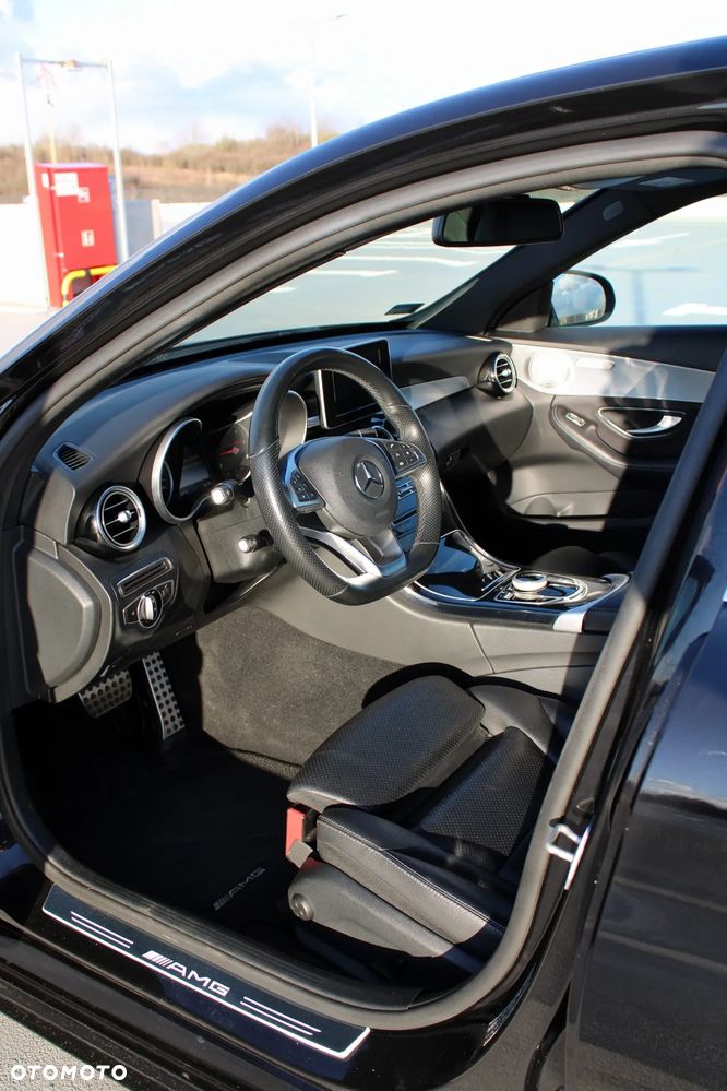 Mercedes-Benz Klasa C 200 d 7G-TRONIC AMG Line - 11