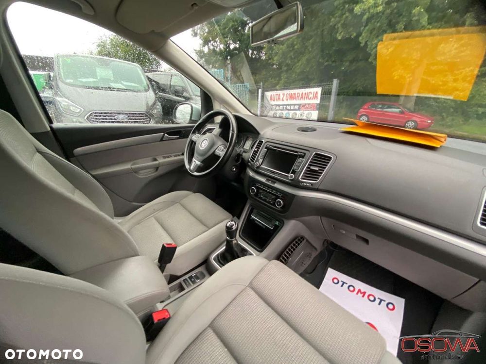 Volkswagen Sharan 2.0 TDI DPF BlueMotion Comfortline - 33