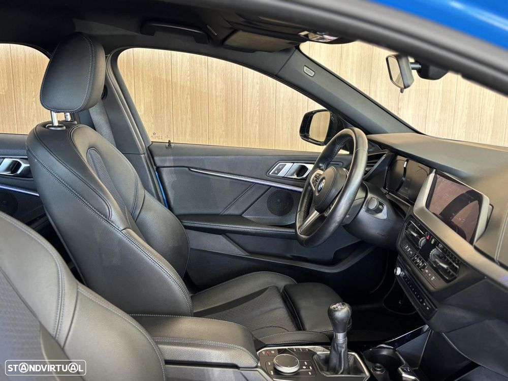 BMW 116 d Pack M - 11