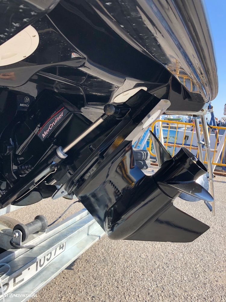 Bayliner VR5 - 9