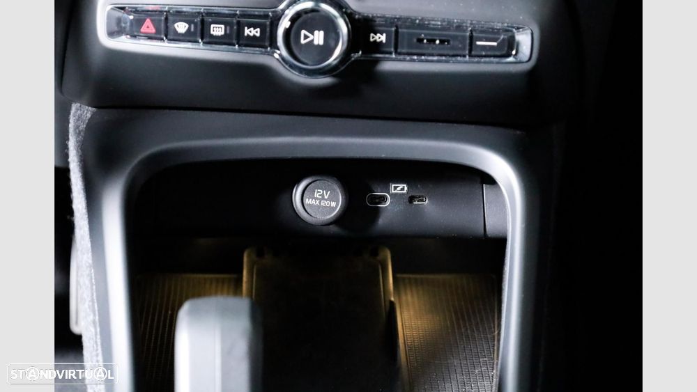 Volvo EX40 82 kWh Single Motor Extended Range Ultra - 18