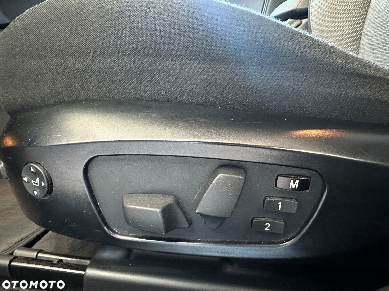 BMW X1 sDrive18i - 15