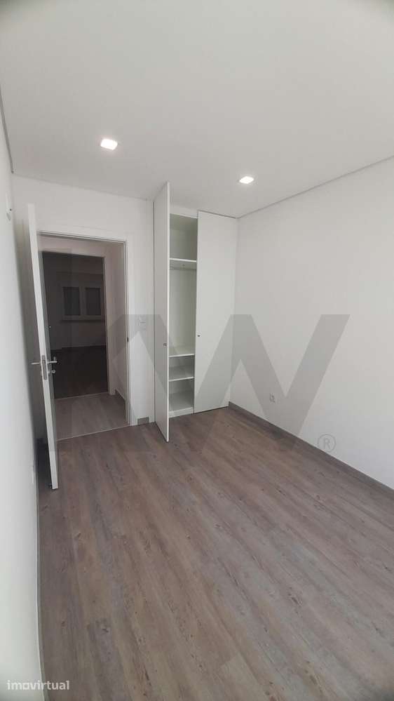 T2 À VENDA EM PAIVAS, AMORA — SEIXAL - Grande imagem: 4/37