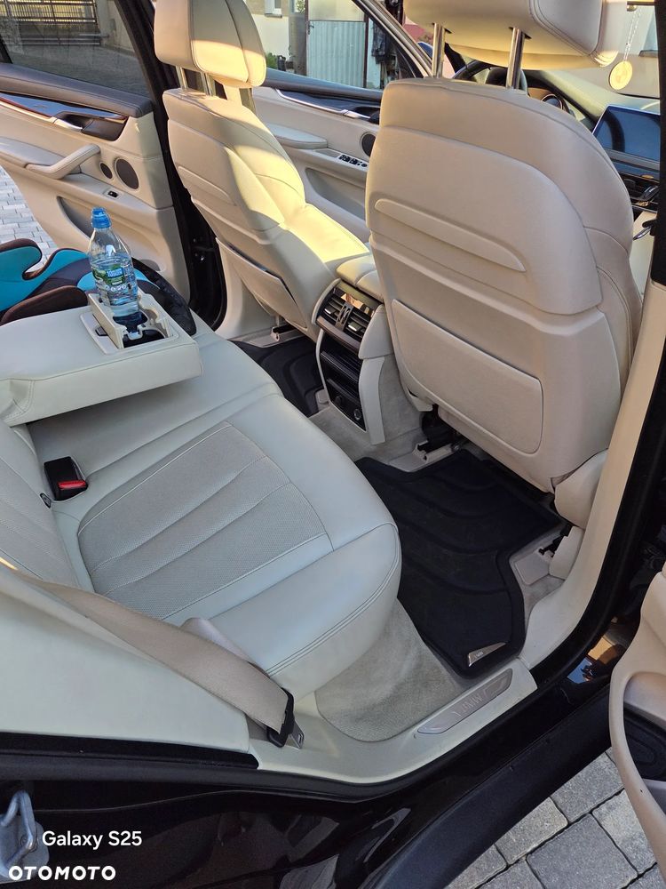 BMW X5 xDrive40d - 22