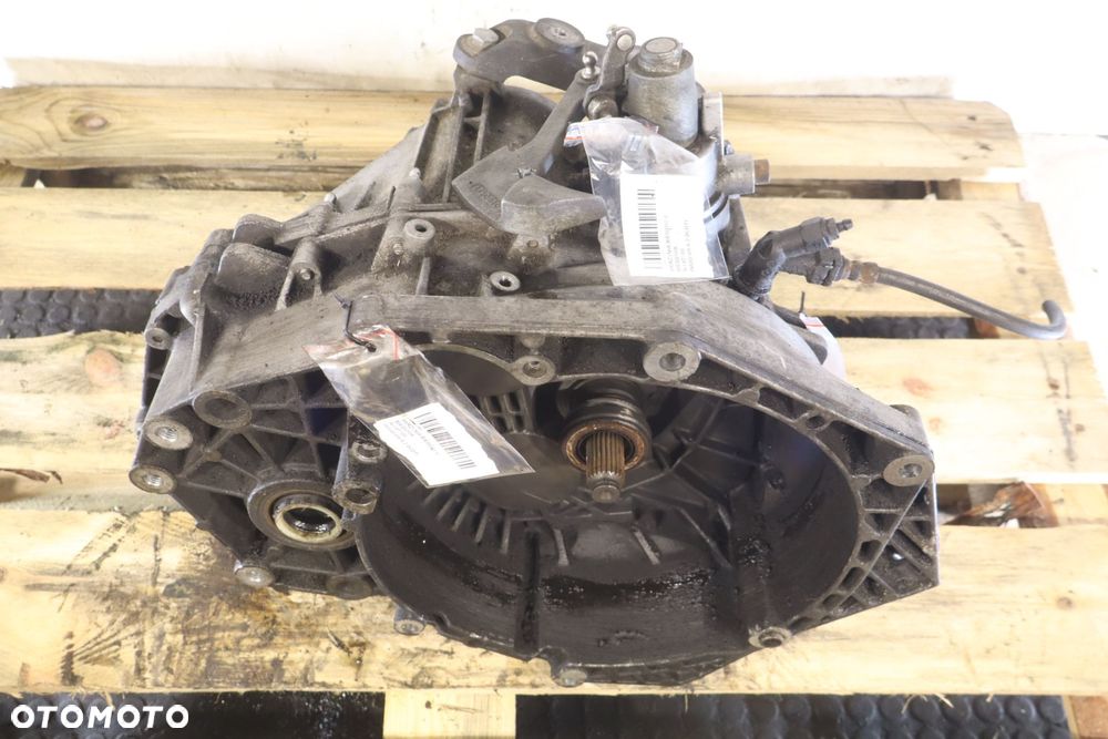 SKRZYNIA BIEGÓW 6 BIEGOWA OPEL INSIGNIA A  F40 - 5