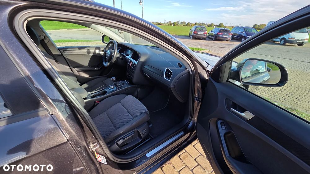 Audi A4 Avant - 23