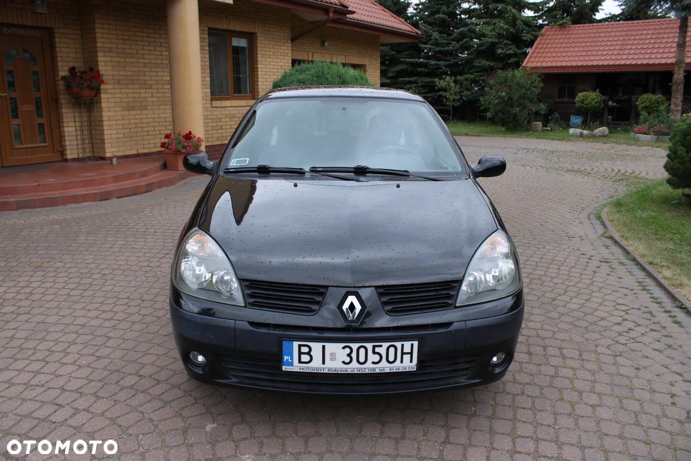 Renault Clio - 10