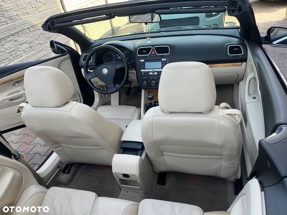 Volkswagen Eos - 12