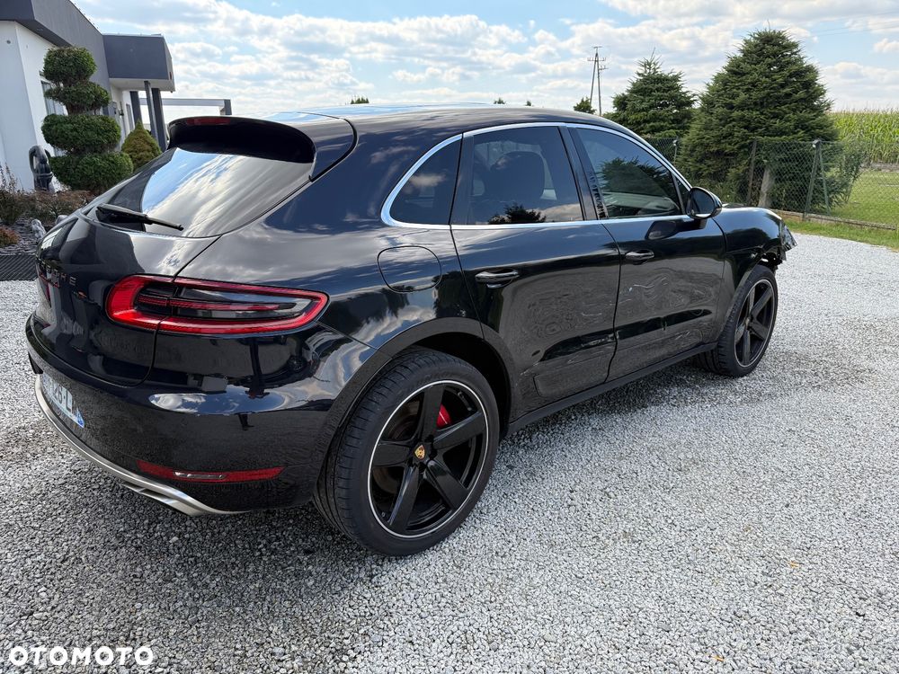 Porsche Macan Turbo PDK - 19