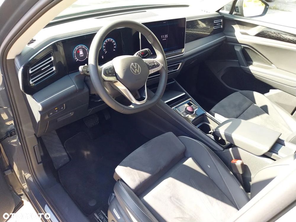 Volkswagen Tiguan - 17