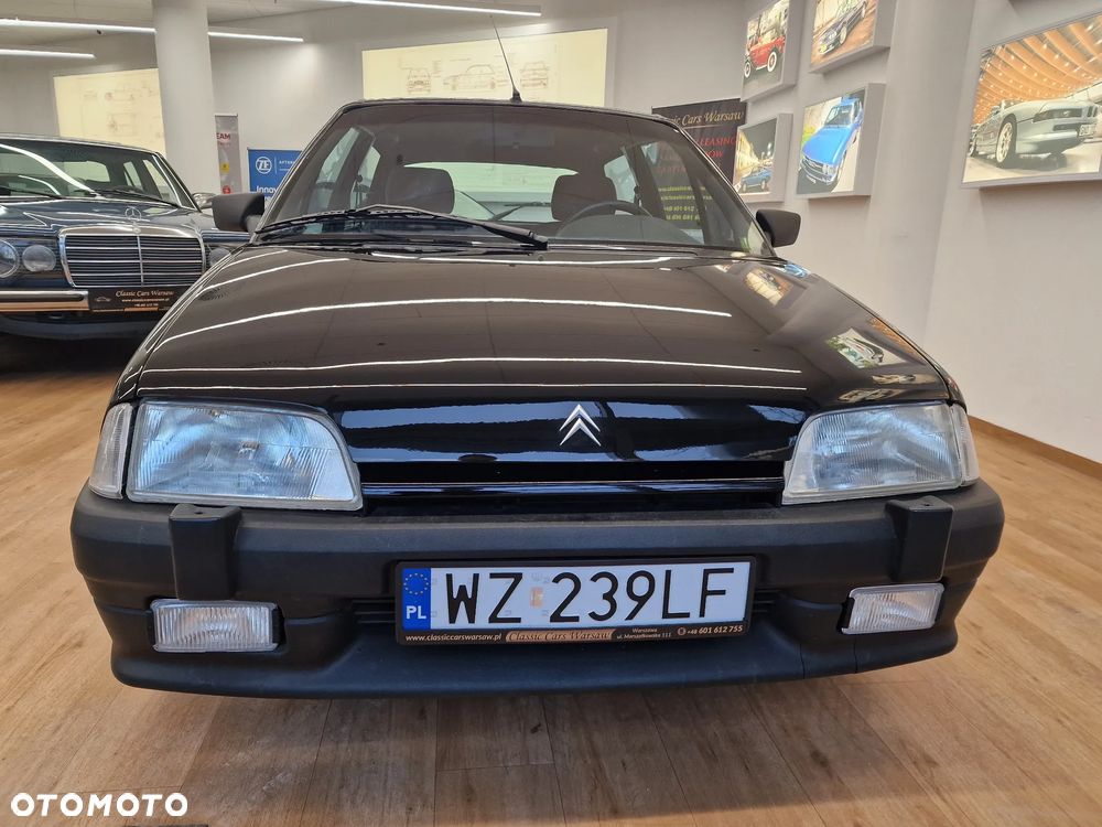 Citroën AX - 12