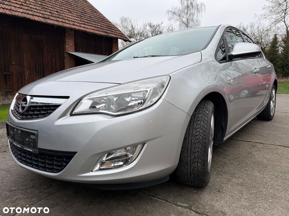 Opel Astra 1.6 Selection - 2