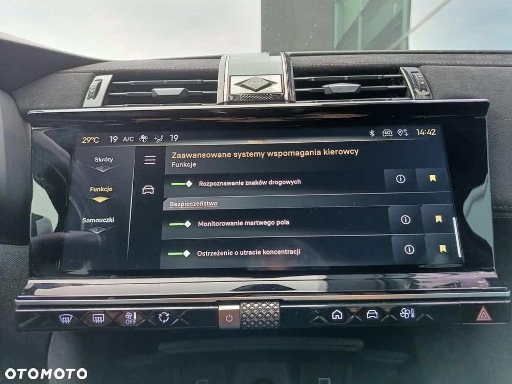 DS Automobiles DS 7 Crossback - 33