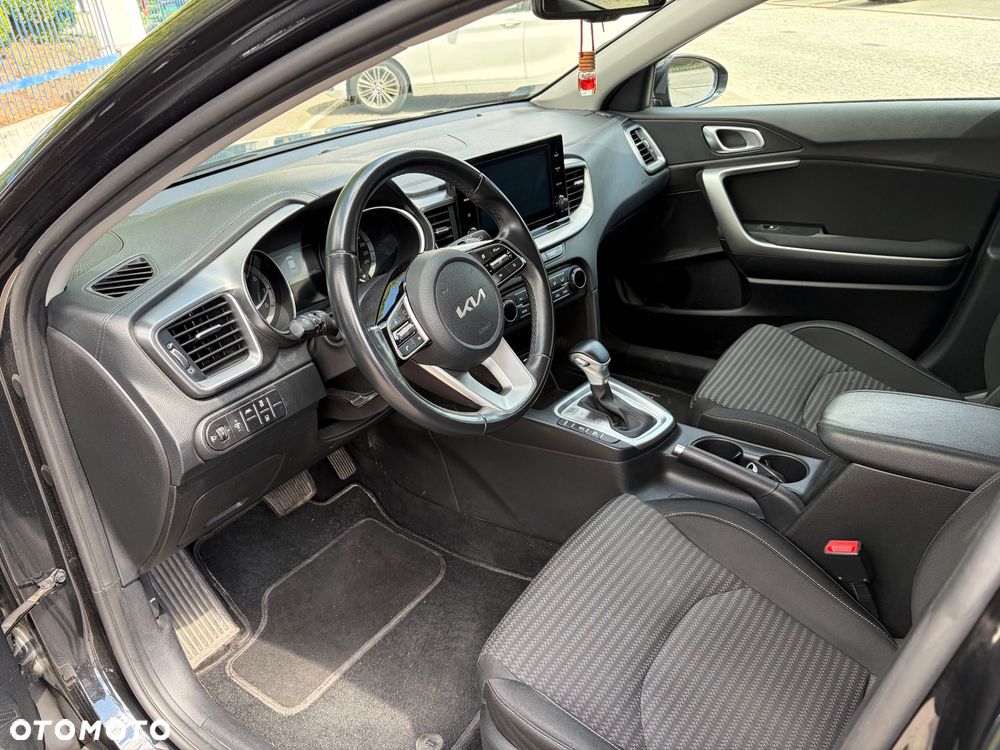 Kia XCeed 1.5 T-GDI M DCT - 11