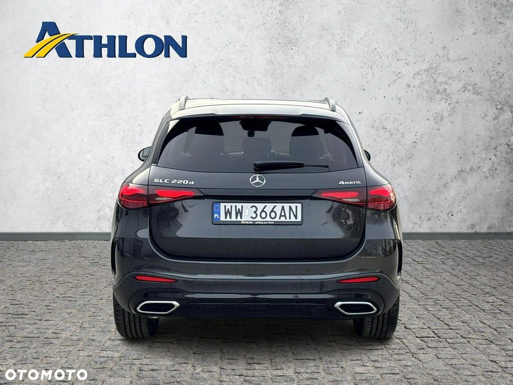 Mercedes-Benz GLC - 4