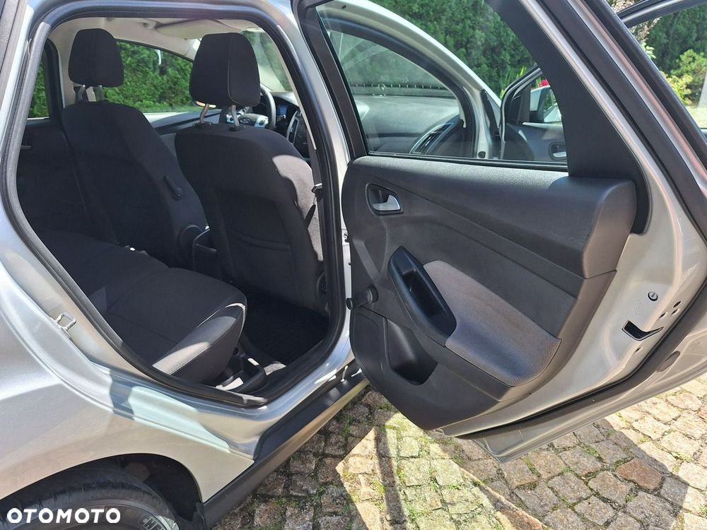 Ford Focus 1.6 TDCi Trend ECOnetic - 34