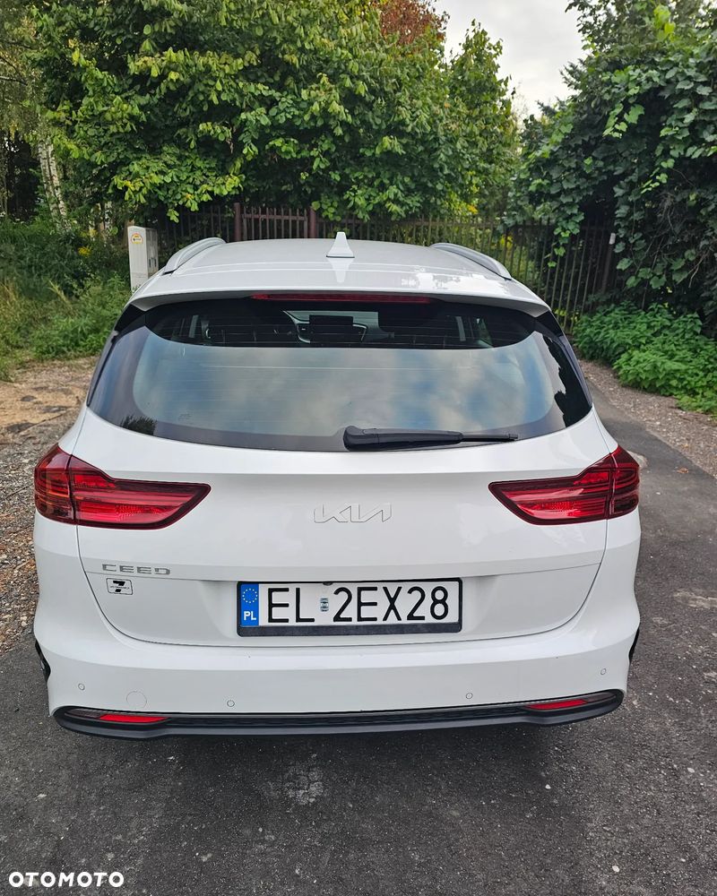 Kia Ceed 1.5 T-GDI M - 5