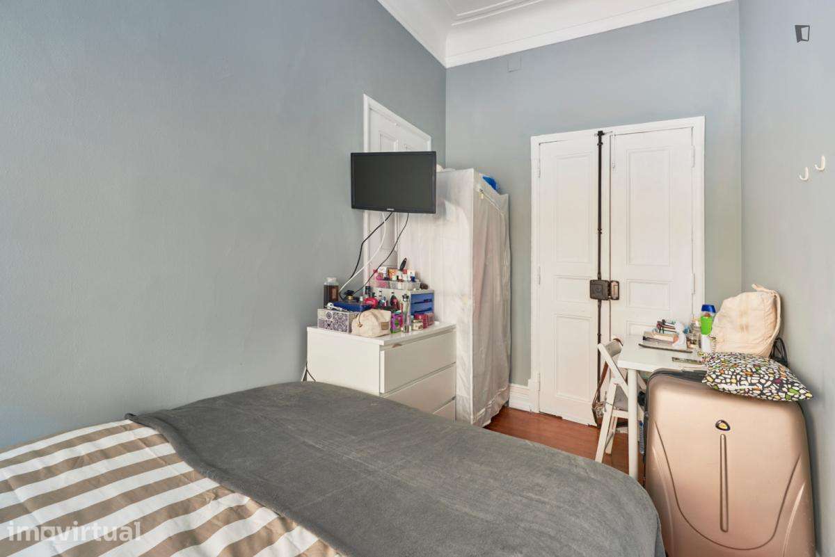Quarto - localizado em Entrecampos Lisbon - Grande imagem: 4/39