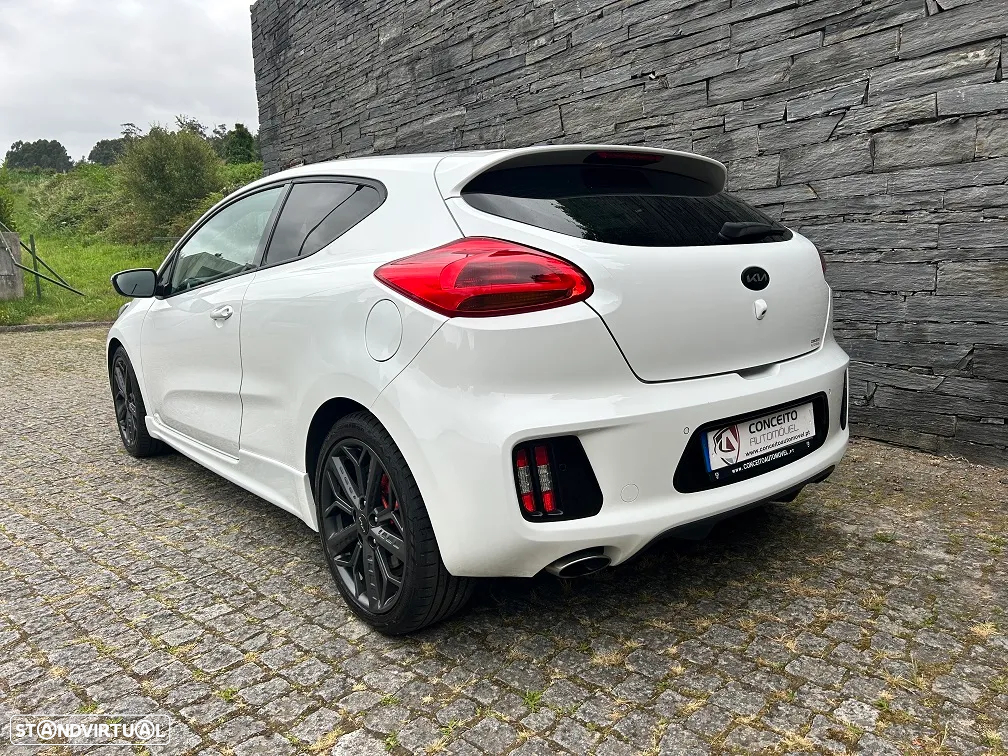 Kia Ceed S Coupé 1.6 CRDi GT Line - 7