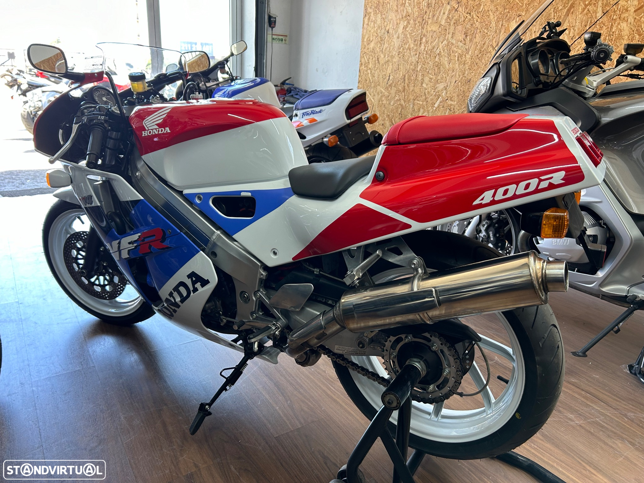 Honda VFR 400 Nc30 - 11