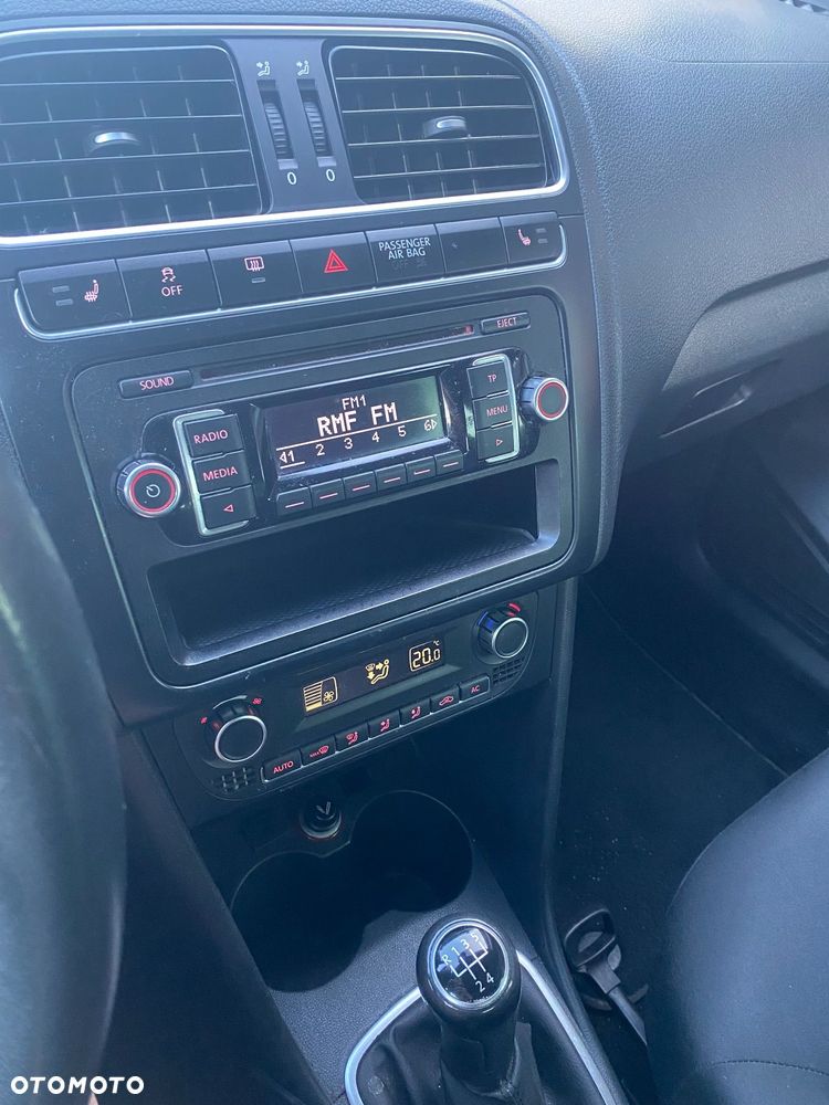 Volkswagen Polo 1.2 12V Comfortline - 17