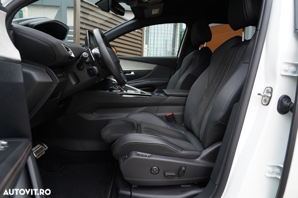 Peugeot 3008 PHEV EAT8 4X4 GT Pack - 26